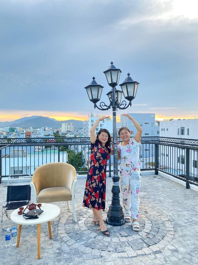 Goodtech Luxury Hotel & Apartment Дананг Екстериор снимка