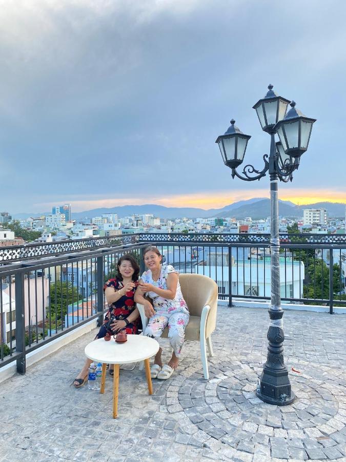 Goodtech Luxury Hotel & Apartment Дананг Екстериор снимка